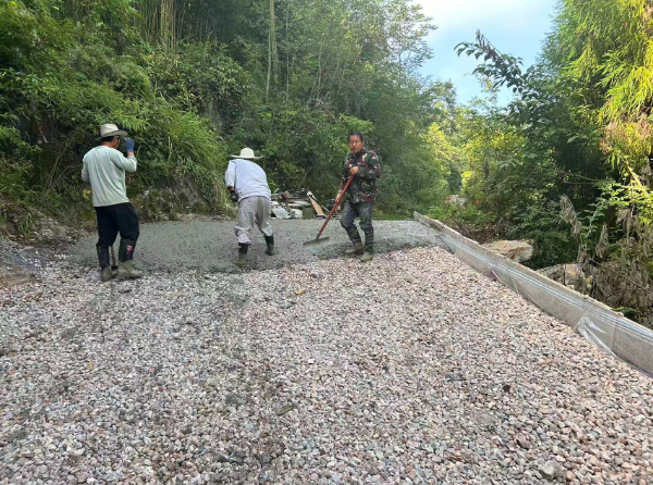 第一书记李志宏的“助村”答卷