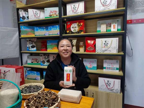 李广丽:黑土地上的“巾帼红”